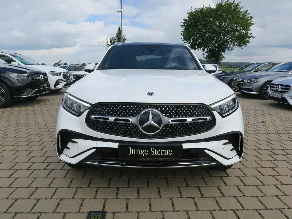 Gebraucht Mercedes GLC300de AMG line 197 PS (144 kW) 2025 Weiß SUV