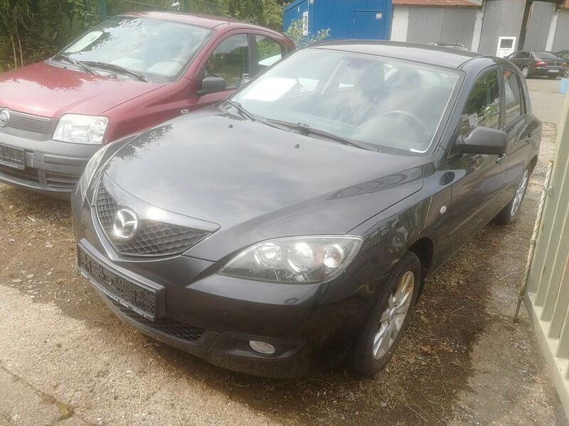 Grau Gebraucht 2007 Mazda 3 Active Limousine | 3.250 € (Etwas zu teuer) - Bild 1/4
