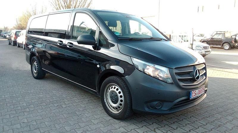 Gebraucht Mercedes Vito 190 PS (139 kW) 2019 Schwarz Van