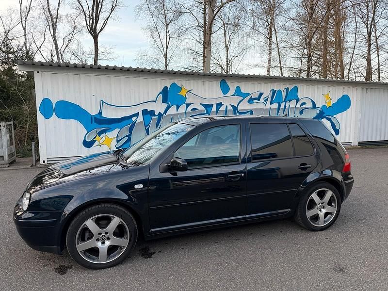 Gebraucht VW Golf IV 131 PS (96 kW) 2002 Blau Limousine