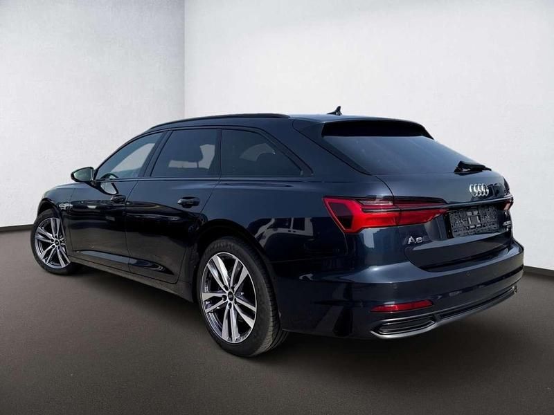 Gebraucht Audi A6 Ambiente 265 PS (194 kW) 2021 Blau firmamentblau Kombi