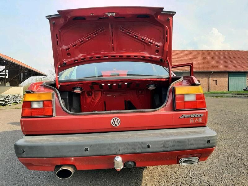 Gebraucht VW Jetta 90 PS (66 kW) 1992 Rot Limousine