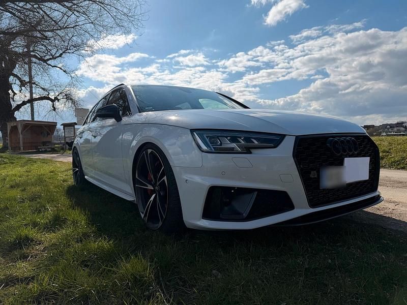 Second-hand Audi S4 400 CP (294 kW) 2019 Alb Break