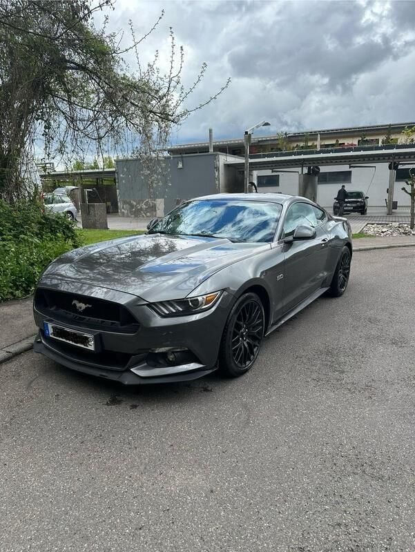 Grau Gebraucht 2016 Ford Mustang GT Coupé | 27.999 € (Fairer Preis) - Bild 1/4