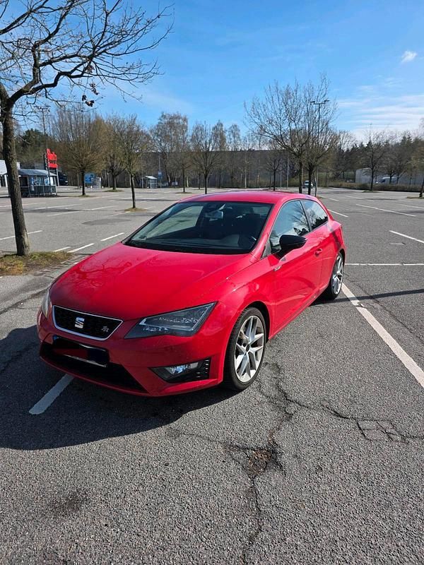 Usata Seat Leon FR 180 CV (132 kW) 2013 Rosso Berlina