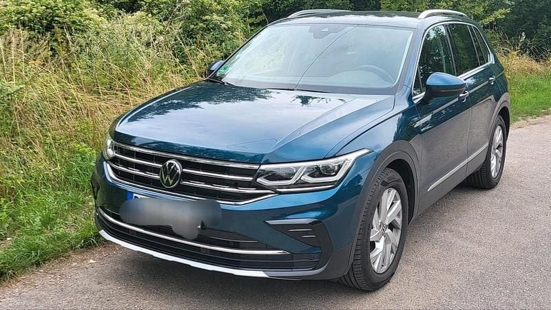 Andere farben Gebraucht 2022 VW Tiguan Elegance SUV | 29.999 € (Fairer Preis) - Bild 1/4