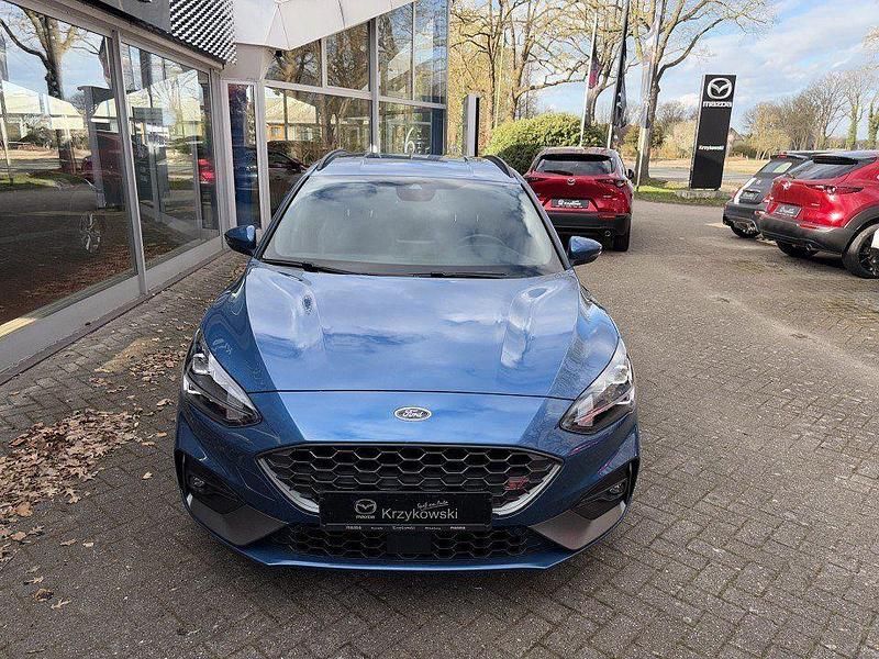 Używany Ford Focus ST 190 KM (139 kW) 2020 Niebieski Sedan/Limuzyna