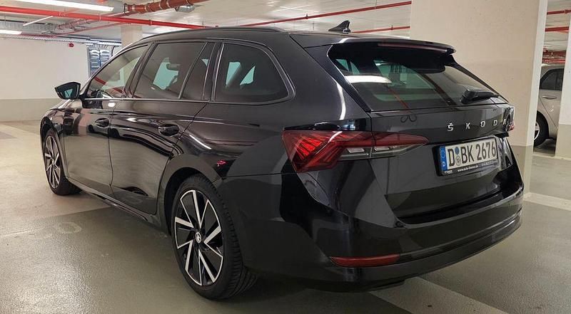 Gebraucht Skoda Octavia Sport 150 PS (110 kW) 2021 Schwarz Kombi