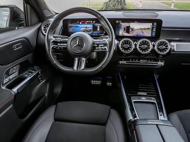 Gebraucht Mercedes GLB180 Advanced Plus 136 PS (100 kW) 2024 Blau SUV