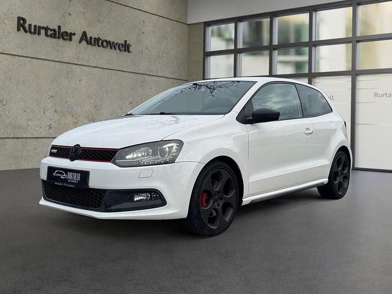 Weiß Gebraucht 2011 VW Polo Sport Limousine | 9.999 € (Fairer Preis) - Bild 1/4