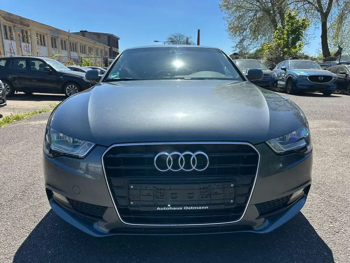 Second-hand Audi A5 S-Line 170 CP (125 kW) 2012 Gri Coupe