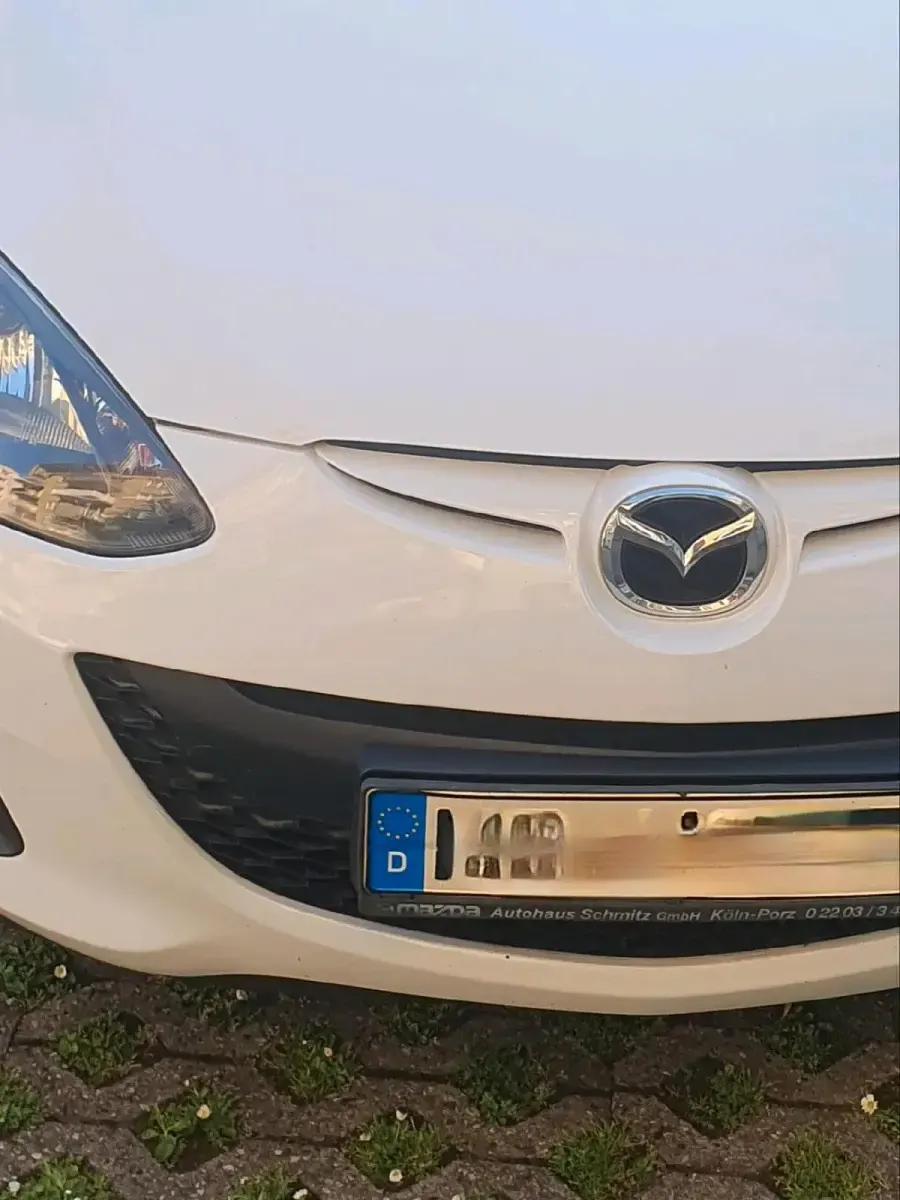 Usata Mazda 2 75 CV (55 kW) 2014 Bianco Utilitaria