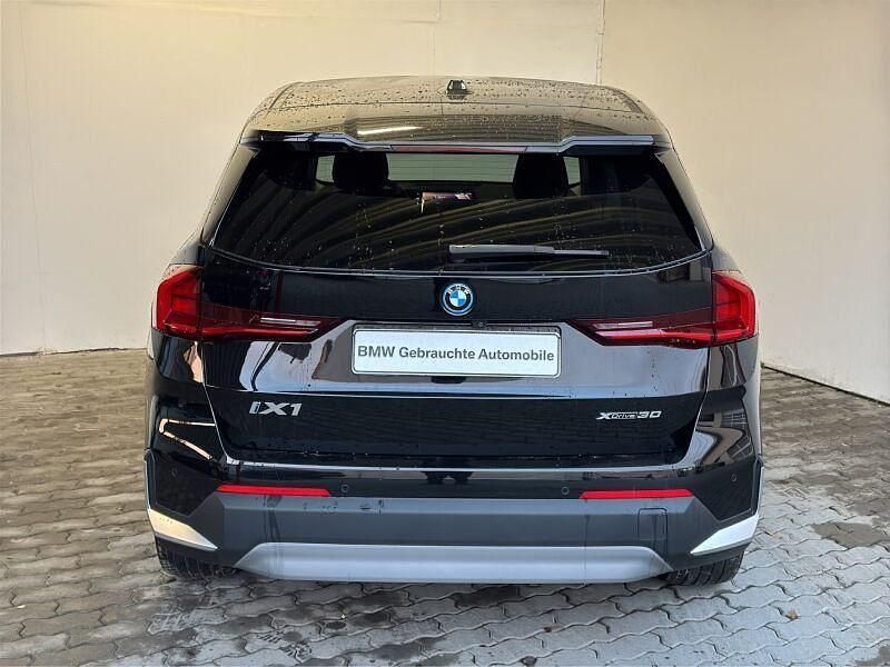 Gebraucht BMW iX1 Performance 230 kW (313 PS) 2023 Schwarz SUV