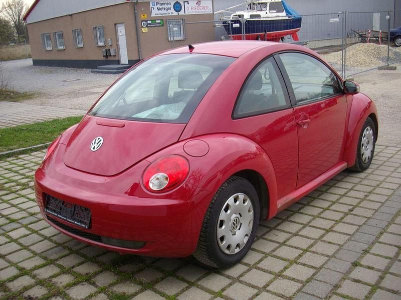 Gebraucht VW New Beetle 75 PS (55 kW) 2008 Rot Kleinwagen