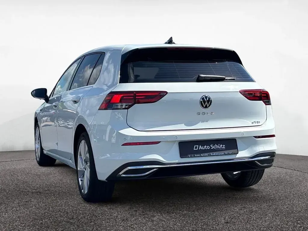 Gebraucht VW Golf VIII Style 131 PS (96 kW) 2024 Weiß Limousine