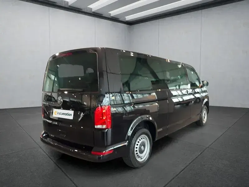 Gebraucht VW Caravelle 150 PS (110 kW) 2023 Schwarz Van