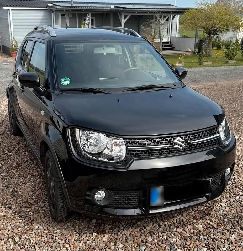 Gebraucht Suzuki Ignis 90 PS (66 kW) 2017 Schwarz SUV
