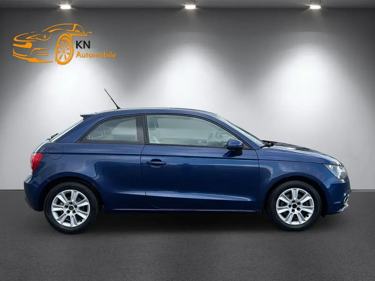Gebraucht Audi A1 105 PS (77 kW) 2010 Blau Kleinwagen
