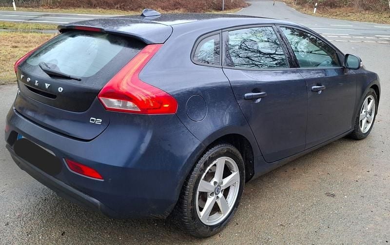 Gebraucht Volvo V40 You! 114 PS (83 kW) 2015 Blau Limousine