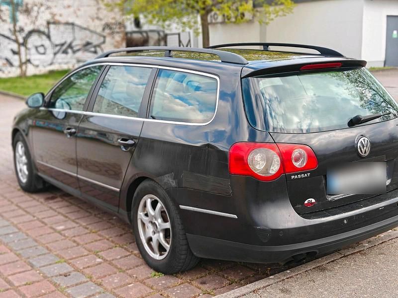 Gebraucht VW Passat 140 PS (102 kW) 2006 Schwarz Kombi