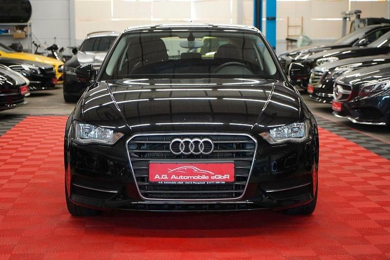 Gebraucht Audi A3 Attraction 150 PS (110 kW) 2013 Schwarz Limousine