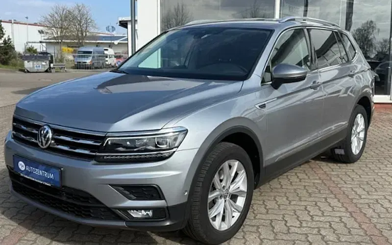 Gebraucht VW Tayron Comfortline 150 PS (110 kW) 2019 Silbern SUV