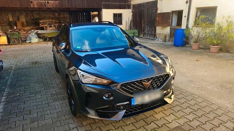 Grau Gebraucht 2022 Cupra Formentor VZ SUV | 29.500 € (Guter Preis) - Bild 1/4