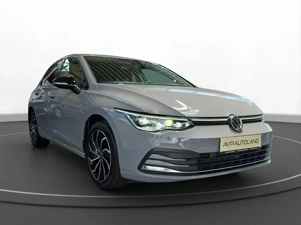 Gebraucht VW Golf VII Active 150 PS (110 kW) 2021 Kleinwagen