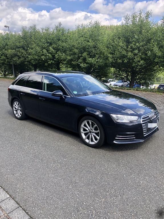 Usata Audi A4 150 CV (110 kW) 2017 Blu Station wagon