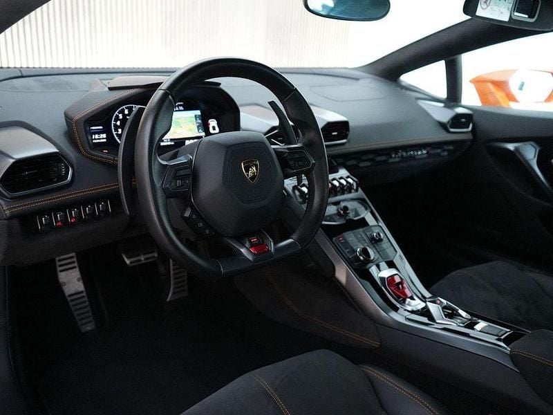 Gebraucht Lamborghini Huracán 610 PS (448 kW) 2015 Orange Coupé