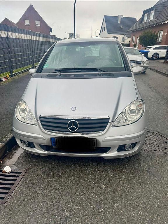 Gebraucht Mercedes A170 Elegance 116 PS (85 kW) 2005 Silber Van / Kleinbus