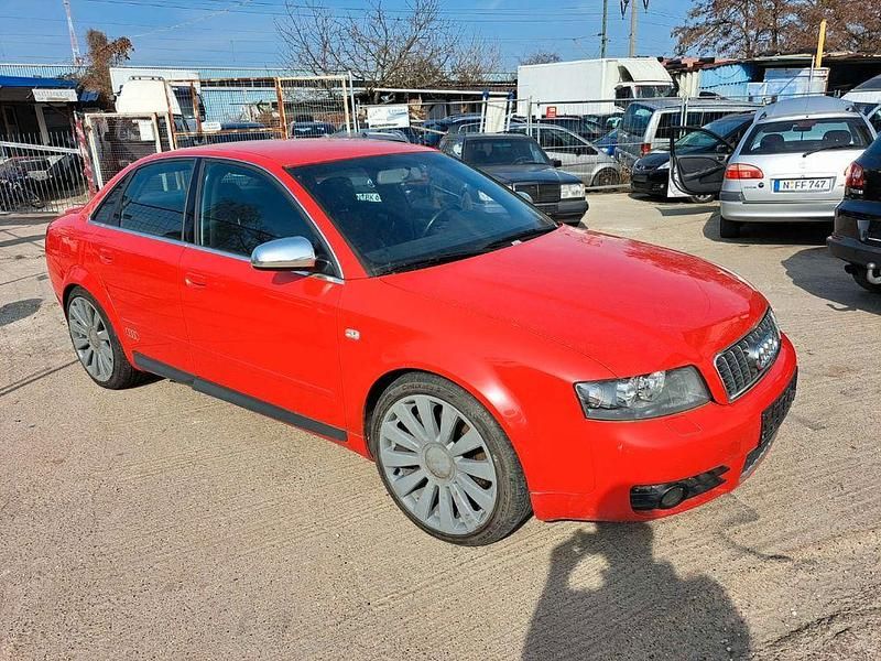 Gebraucht Audi S4 Sport 344 PS (253 kW) 2003 Rot Limousine