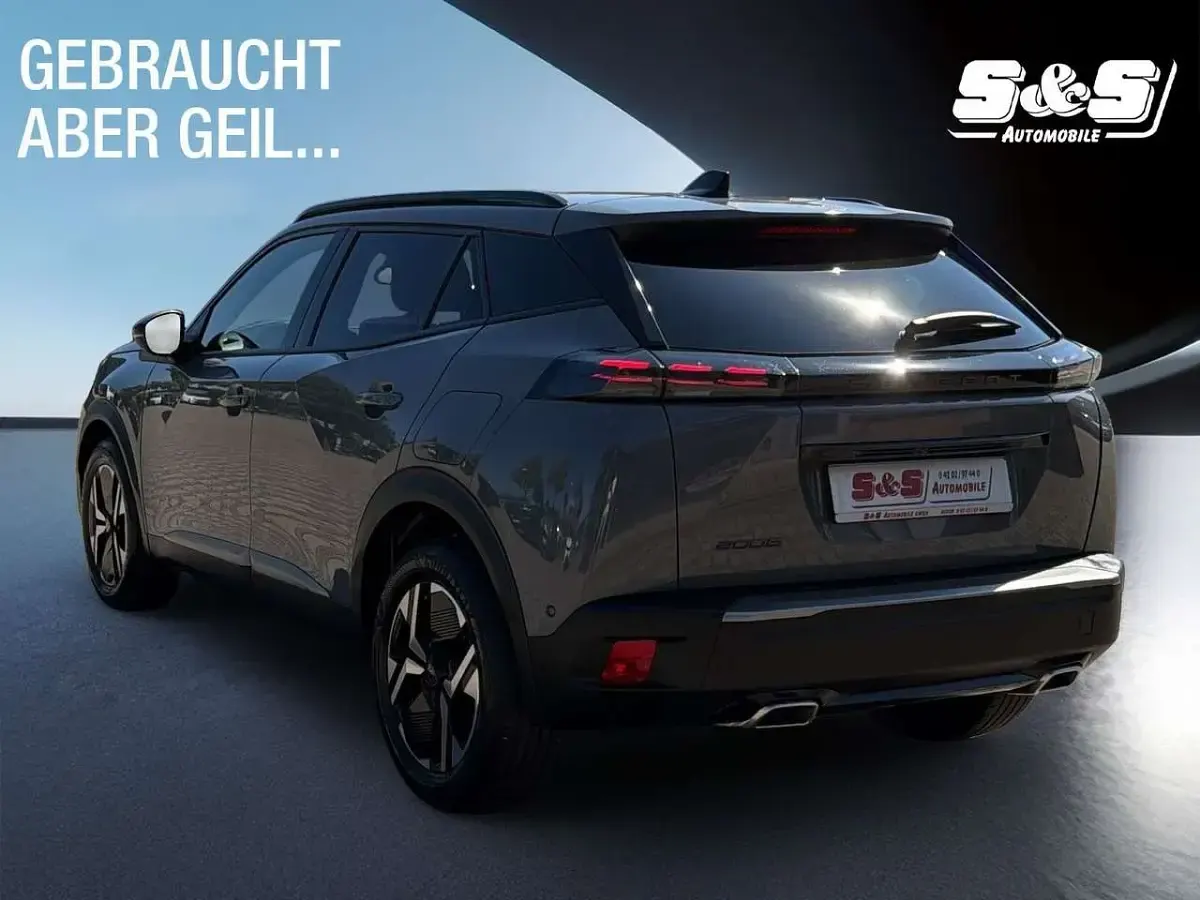 Gebraucht Peugeot 2008 Allure 131 PS (96 kW) 2024 Grau SUV