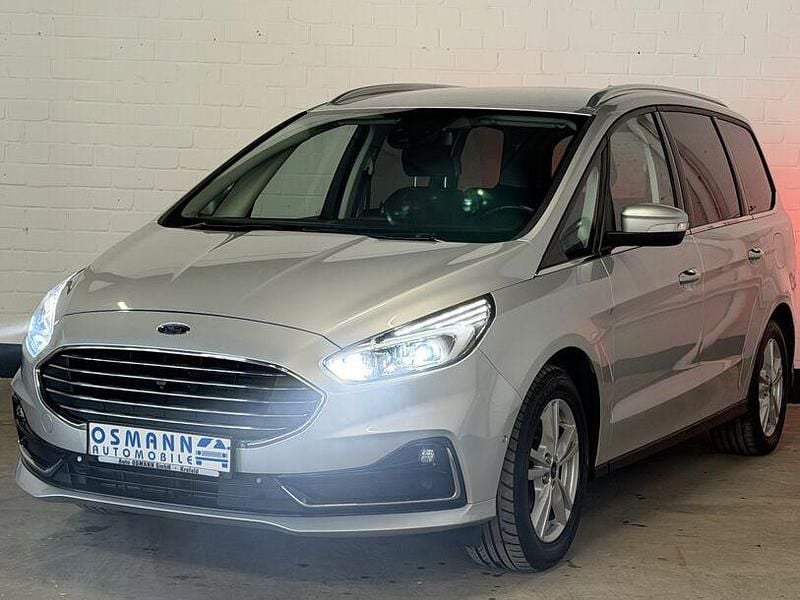 Gebraucht Ford Galaxy Titanium 150 PS (110 kW) 2022 Silber Van / Kleinbus