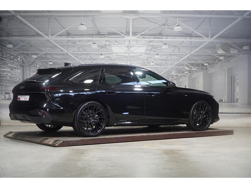Gebraucht Audi A6 Sport 204 PS (150 kW) 2025 Mythosschwarz metallic Kombi