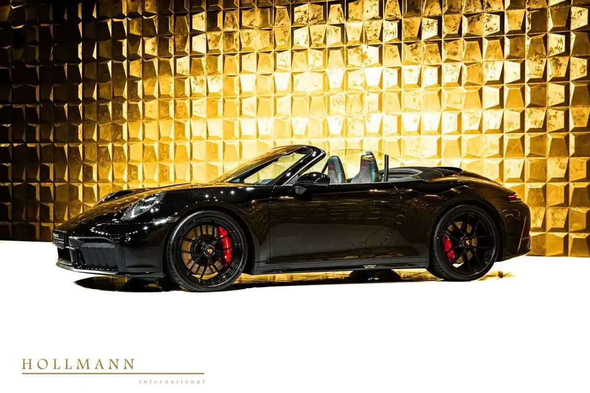 Neu Porsche 992 541 PS (397 kW) 2026 Schwarz Cabrio