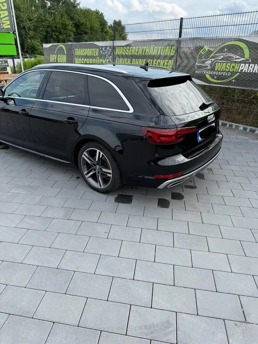 Gebraucht Audi A4 S-Line 190 PS (139 kW) 2019 Schwarz Kombi