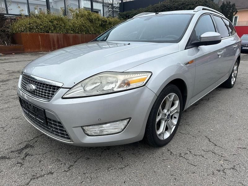 Gebraucht Ford Mondeo Titanium 140 PS (102 kW) 2008 Silber Kombi