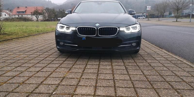Gebraucht BMW 330 252 PS (185 kW) 2018 Schwarz Kombi