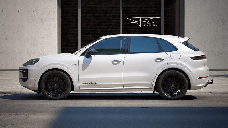 Neu Porsche Cayenne Black Edition 470 PS (345 kW) 2026 Carraraweissmetallic SUV