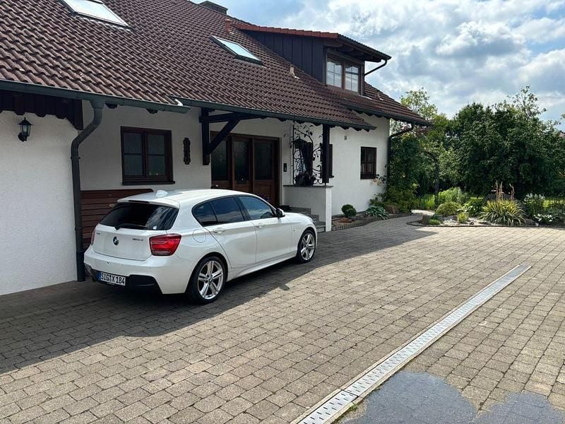 Gebraucht BMW 120 M Sport 184 PS (135 kW) 2015 Weiß Kleinwagen