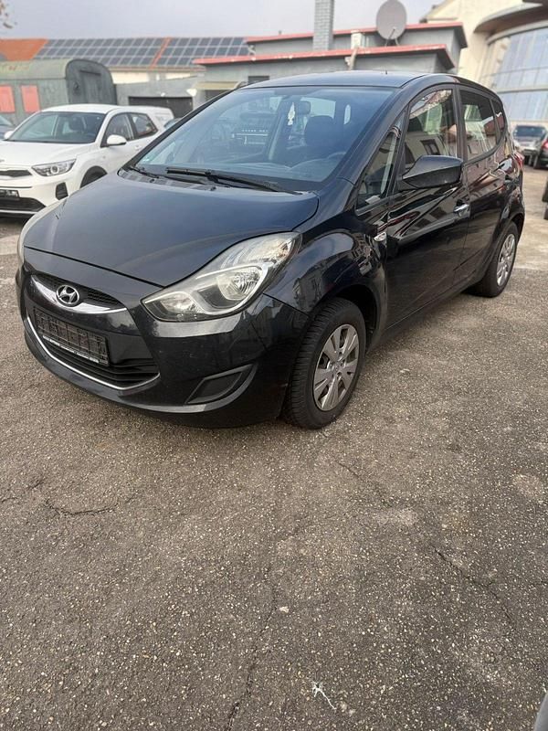 Schwarz Gebraucht 2013 Hyundai ix20 Kleinwagen | 2.400 € - Bild 1/4