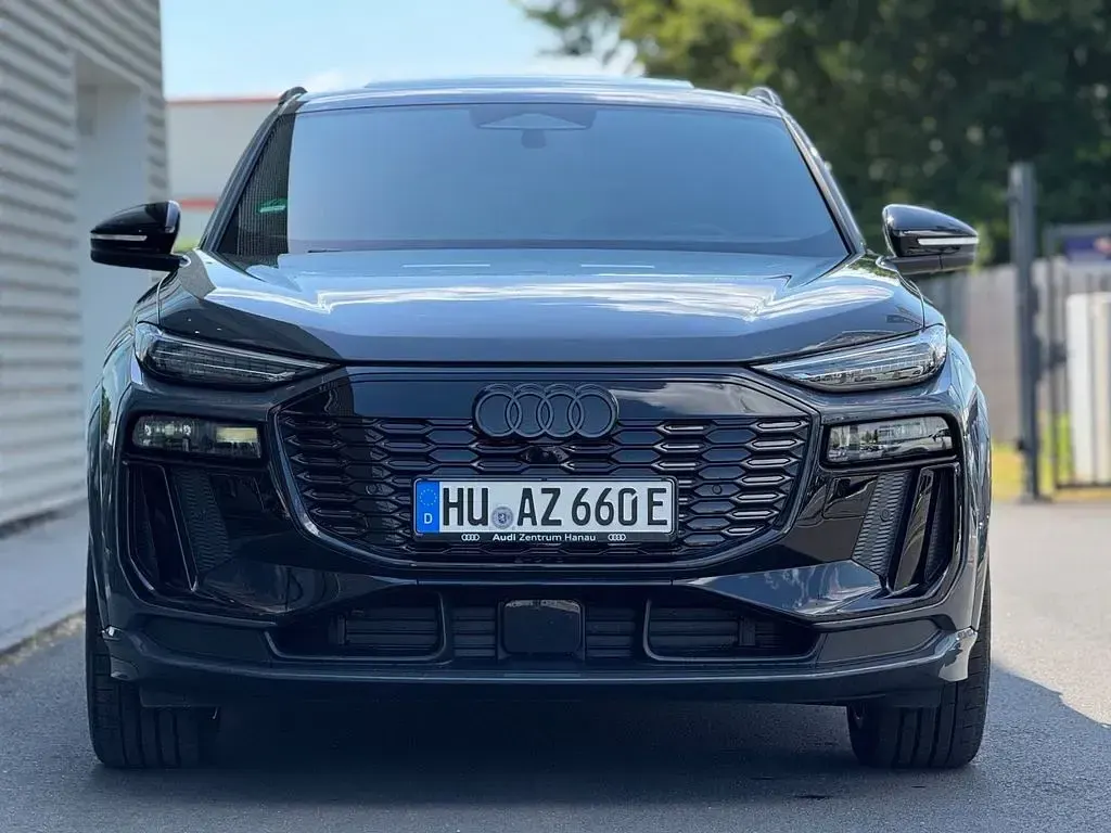 Gebraucht Audi Q6 Sportback e-tron Business 314 kW (428 PS) 2026 Magnetgrau SUV