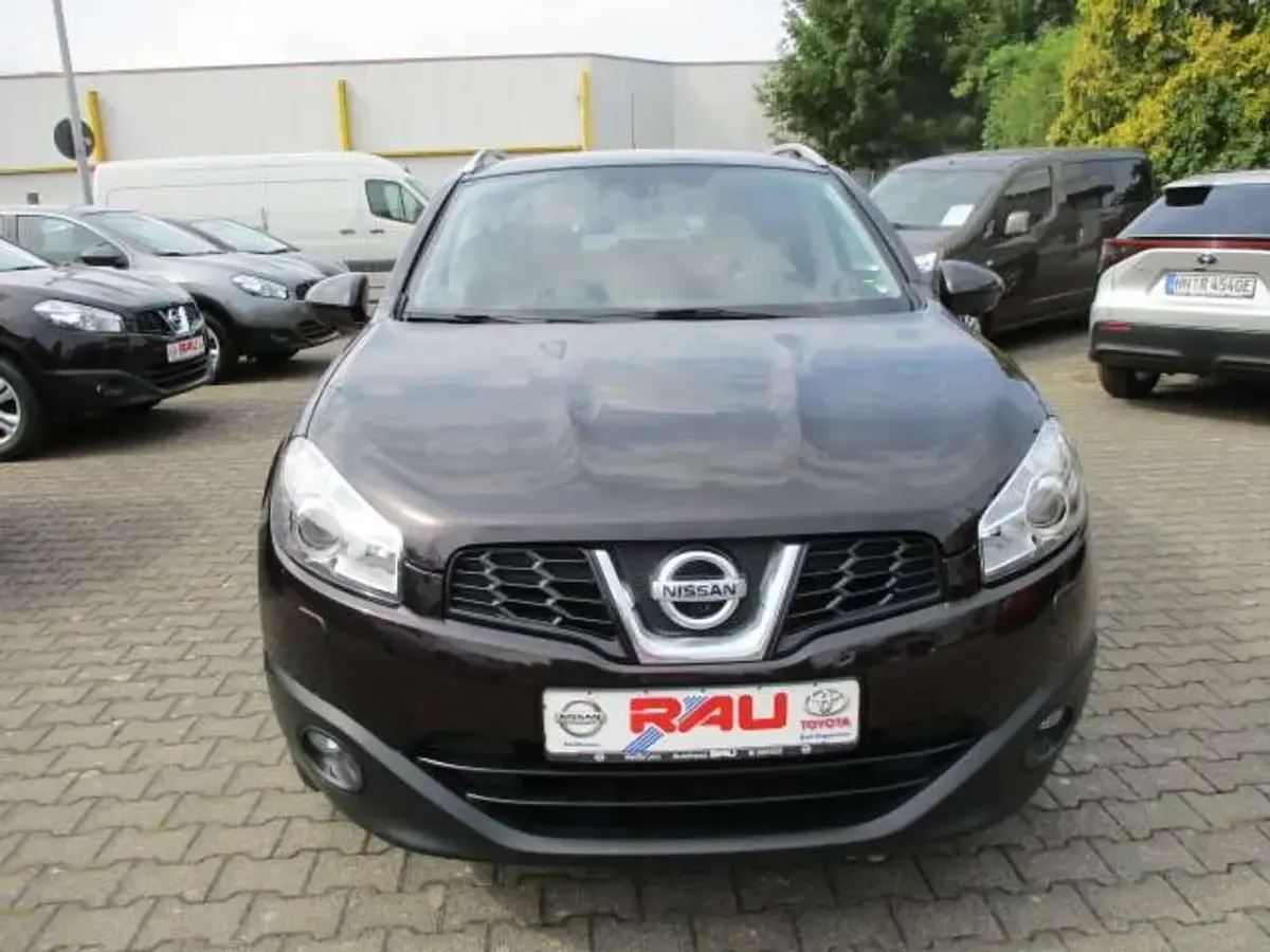 Gebraucht Nissan Qashqai Tekna 141 PS (103 kW) 2013 Gab night shade SUV