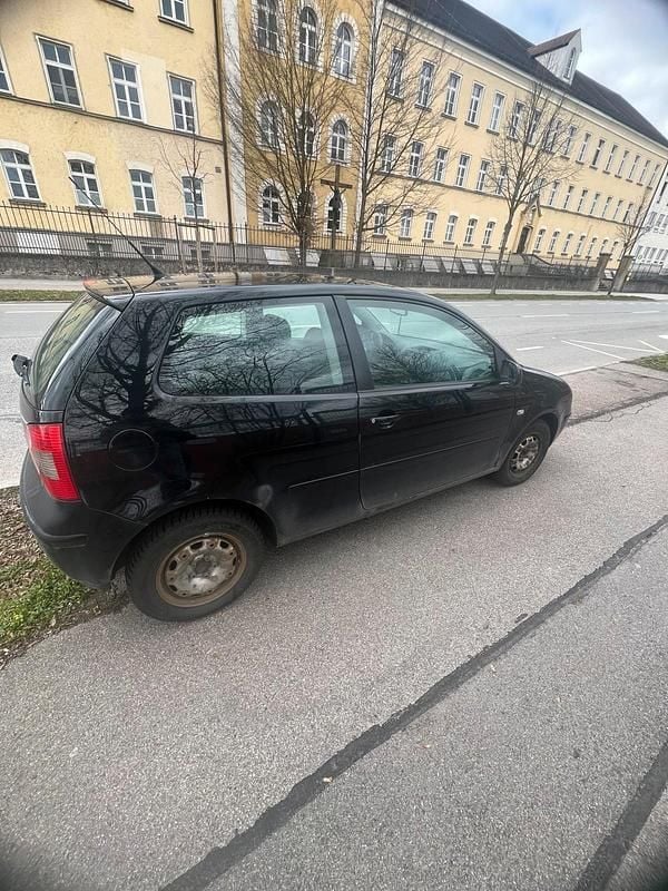 Gebraucht VW Polo 64 PS (47 kW) 2004 Schwarz Kleinwagen