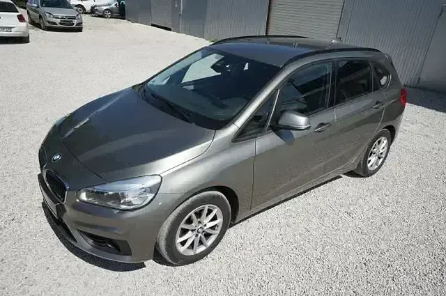 Gebraucht BMW 218 Active Tourer Advantage 150 PS (110 kW) 2016 Grau Van / Kleinbus