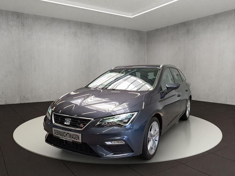 Magnetic grau Gebraucht 2020 Seat Leon FR Kombi | 17.900 € (Superpreis) - Bild 1/4