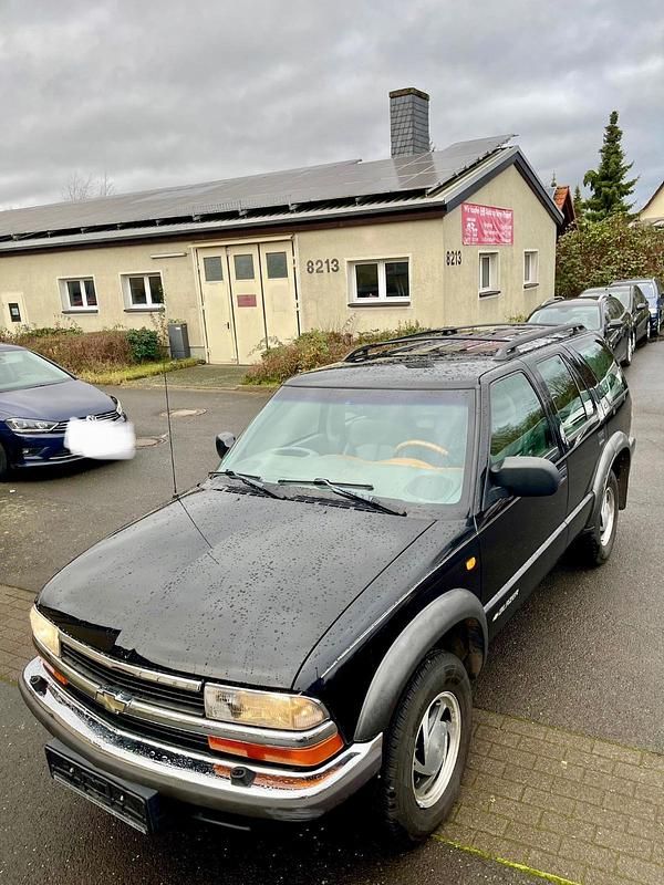 Gebraucht Chevrolet Blazer 193 PS (141 kW) 1999 Schwarz SUV