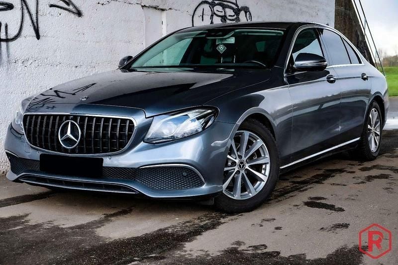 Gebraucht Mercedes E200 Exclusive 160 PS (117 kW) 2019 Grau Limousine