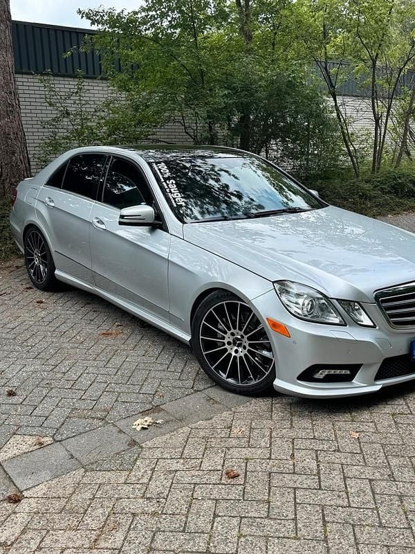 Gebraucht Mercedes E500 387 PS (284 kW) 2009 Grau Limousine